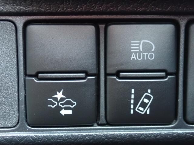 �Փˉ���y���u���[�L�A���s���ɑO���̎ԗ�����F�����A�Փ˂������Ȏ��͌x��ƃu���[�L�ŏՓˉ�����A�V�X�g�B�����S�Ƀh���C�u�����y���݂��������܂���