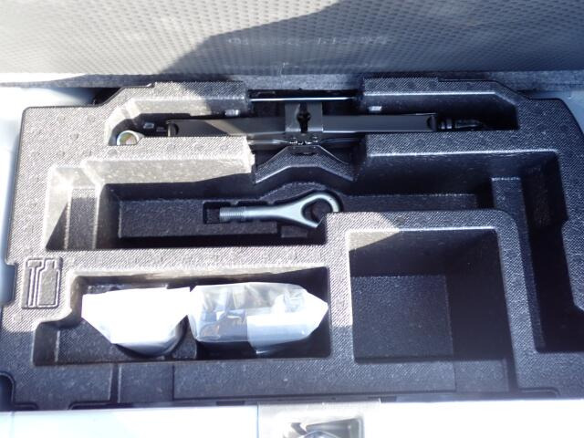 �p���N�C���L�b�g���t���Ă܂��B�������̎��̉��}���u�ɕK�v�ł��B