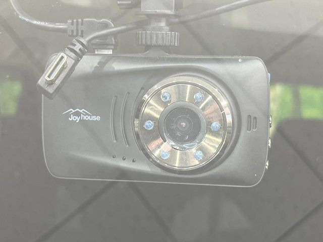 �y�h���C�u���R�[�_�[�z�h���C�u���R�[�_�[����!���s���͂������A������^�]�⎖�̂ɑ��������ہA�f���ŋL�^���A����̃��X�N�ɔ����܂��B���L�^�pSD�J�[�h�͂��q�l�����g�ł��������������K�v������܂��B