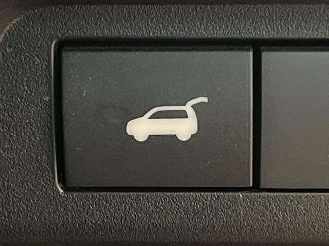 �y�p���[�o�b�N�h�A�z�X�}�[�g�L�[��^�]�Ȃ̃{�^�������������Ń��A�Q�[�g�������ŊJ���܂�!�ו��������Ă��鎞��A�����ʒu�ɂ���o�b�N�h�A��߂�ۂɕ֗��ȋ@�\�ł���