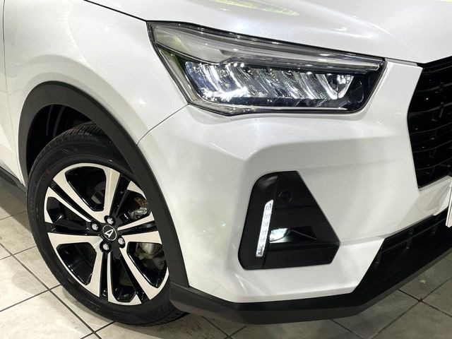 �y�V�[�P���V�����^�[�������v�t��LED�w�b�h���C�g�z�l�C�́w�����E�B���J�[�x�t����LED�w�b�h���C�g�𑕔��􍂋����͂������A�_�����͑��݊������Ղ�ő��Ԃ�����F������₷�����S�ł��B