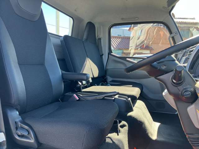 �؂��z�c���̖����L���C�ŉ��K�ȃV�[�g�ł��������ȃL���r������