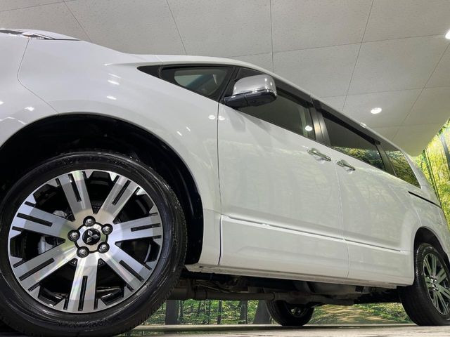 �y����18�C���`�A���~�z�C�[���z�O�ςɃ}�b�`���������A���~�z�C�[���𑕒����Ă���܂��B�e��ЊO�A���~�z�C�[����A�X�^�b�h���X�^�C�����戵�����Ă���܂��B���񂲑��k����������