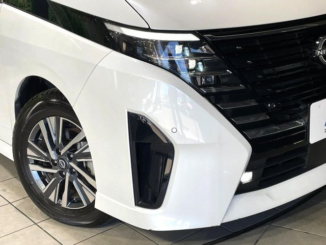 �yLED�w�b�h���C�g�z���V����ԑ��s�����ǍD�Ȏ��E���m�ۂ����S���ĉ^�]�ł��鍂�P�xLED�w�b�h���C�g�𑕔�!�_�����x�������A����d�͂��}�����Ă��܂��B