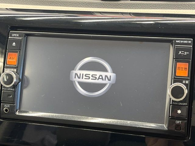 �y�����i�r�z�l�C�̏����i�r�𑕔����Ă���܂��B�i�r�̎g���₷���͂������A�I�[�f�B�I�@�\���[��!�L�����v�◷�s�͂������A�ʋ΂┃�����ȂǕ��i�̃h���C�u���y�����Ȃ�͂���