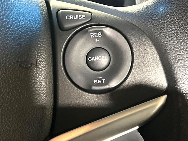 �y�N���[�Y�R���g���[���z�������H�����N���N���s�B�A�N�Z���𗣂��Ă���葬�x�ő��s���ł��A�������^�]���̕��S���y��!�����E�������ȒP�ȃX�C�b�`����Œ����ł��܂��B