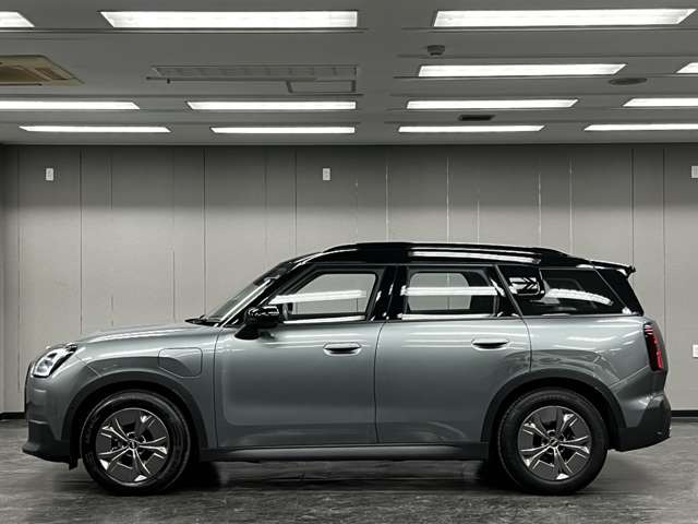 �y�c�Ǝ��ԁz10:00�[19:00�����T���j���A��x�B�N���N�n���^�A�x���̉c�Ƃ͂��d�b�ɂĂ��₢���킹�������B