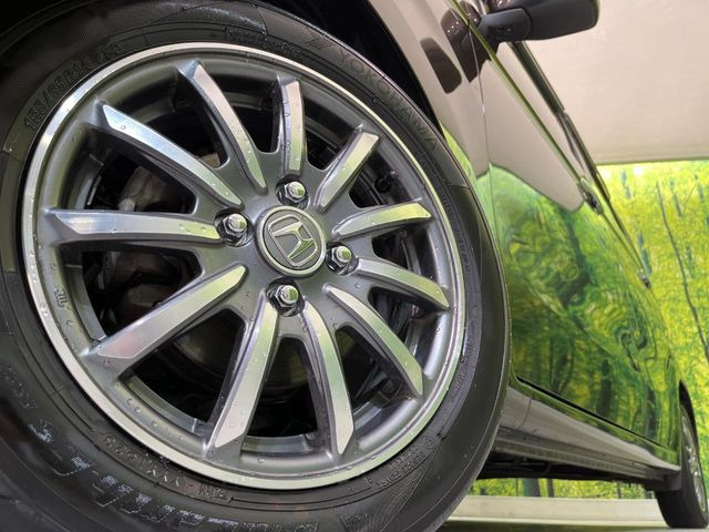 �y����14�C���`�A���~�z�C�[���z�O�ςɃ}�b�`���������A���~�z�C�[���𑕒����Ă���܂��B�e��ЊO�A���~�z�C�[����A�X�^�b�h���X�^�C�����戵�����Ă���܂��B���񂲑��k������