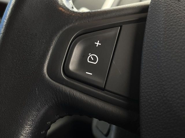 ���I�[�g�N���[�Y�R���g���[��:�������H�⎩���Ԑ�p���H���ɂāA�葬���q���\�ƂȂ�֗��ȋ@�\�ł��B�������ړ��̍ۂł����ɂ����֗��ɂ��g�����������܂���