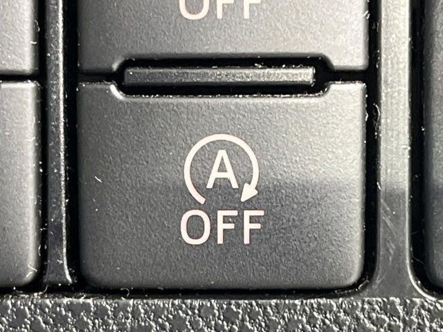 �y�A�C�h�����O�X�g�b�v�z�ԐM����a�؂Œ�Ԃ����ۂɃG���W�����~���A���ʂȔR���̏����}���܂��B�R��������ی�ɂȂ���@�\��G���W���̓u���[�L�𗣂��΍Ďn�����܂��B