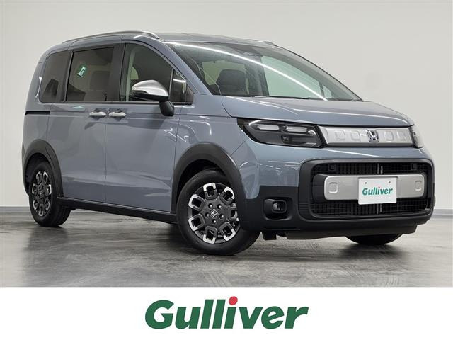 フリード1.5 e:HEV クロスター