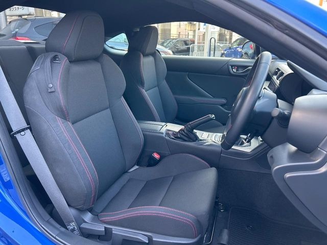 �h���C�o�[�ɂ���ĉ^�]���₷���|�W�V�����͈قȂ�A���̎Ԃ͂ǂ��Ȃ̂��s���Ȃ��Ƃ�����܂���ˁB�C�ɂȂ邨�Ԃ͓X���ŏ�荞��ł��m�F���������܂���