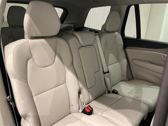 XC90プラス B5 AWD 4WD