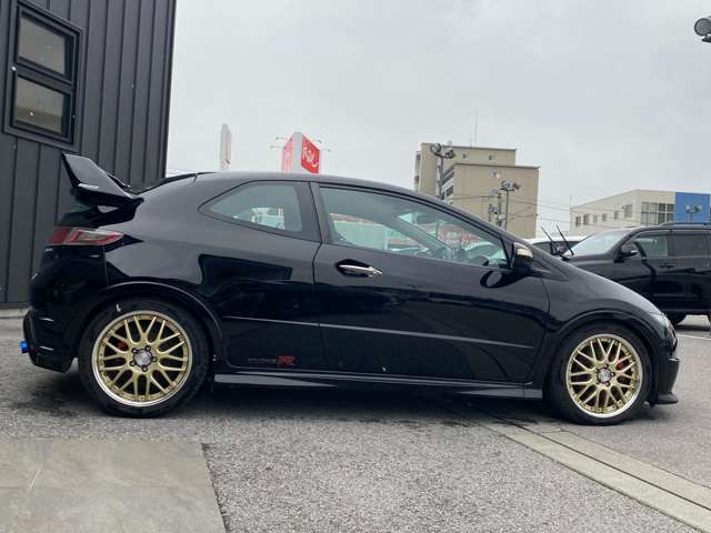 ����Ȃ��Ԃ̐����̔����\�ł�!(�L�b�`���J�[��ύڎԁA�_���v�J�[�⃌�v���J�ԁA�o�X�ȂǂȂ�)���s���SUV�͖ܘ_�AEV(�d�C������)��n�C�u���b�h(PHEV�܂�)���[�Ԏ��т��������܂�!���ł������k��!