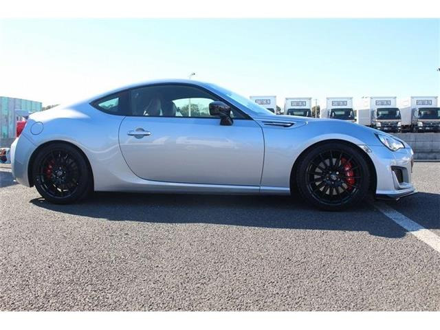 ���Ǝҗl�ւ̔̔��͂��f�肳���Ă��������܂��B �Ԍ������ԗ��̏ꍇ�́A�Ԍ����擾�������x�������z�ŕ\�����Ă���܂��B