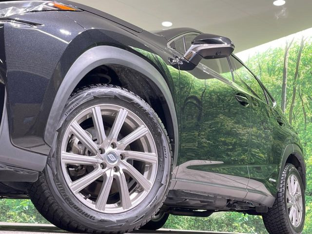 �y�����A���~�z�C�[���z�O�ςɃ}�b�`���������A���~�z�C�[���𑕒����Ă���܂��B�e��ЊO�A���~�z�C�[����A�X�^�b�h���X�^�C�����戵�����Ă���܂��B���񂲑��k����������