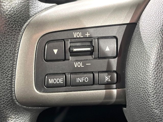 �y�X�e�A�����O�X�C�b�`�z�^�]���A�O������ڐ������炷���ƂȂ��A�I�[�f�B�I���̑��삪�\�ȕ֗��@�\!���S&���K�ȃh���C�u�����o���Ă���܂���