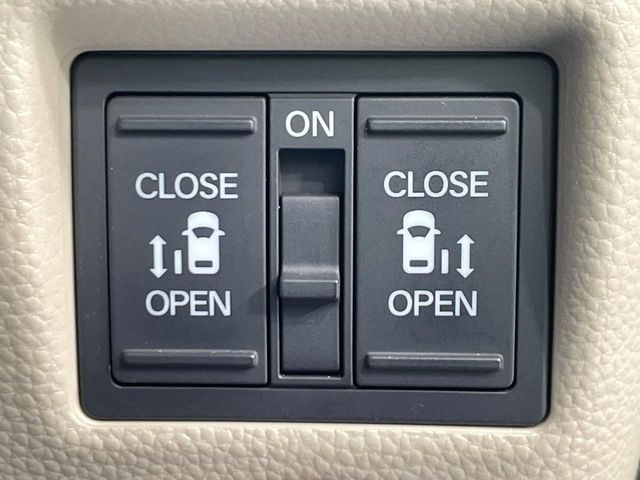 �y�����p���[�X���C�h�h�A�z�X�}�[�g�L�[��^�]�Ȃ̃X�C�b�`�Ō�ȗ����X���C�h�h�A�̊J���\���d��������͂����ăh�A���J����K�v�������A�����Ȃ��q�l�ł��ȒP�ɊJ���߂ł����K�ł���