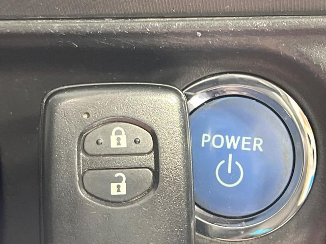 �y�X�}�[�g�L�[�z�J�o����|�P�b�g�ɓ��ꂽ�܂܂ł��h�A�̎{���E�������\�ȃX�}�[�g�L�[�𑕔��B�G���W���̃I���E�I�t�����J�M�����o���K�v����������Ƃ��Ă��֗��ł���