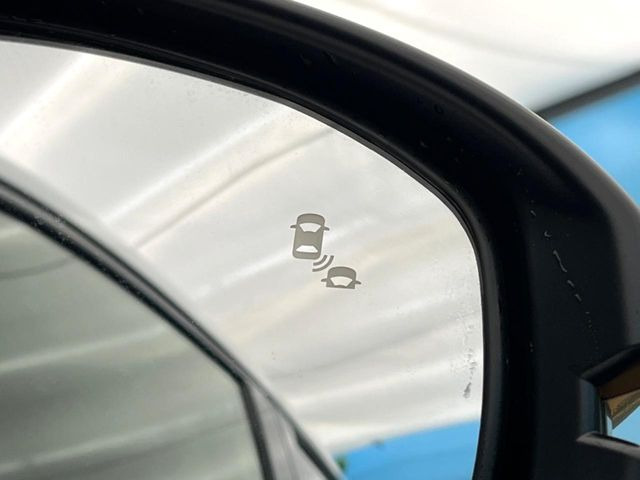 �y�u���C���h�X�|�b�g�C���t�H���[�V�����z���s���A�h�A�~���[�̎��p�ɂȂ�₷���ӏ��Ɍ㑱�Ԃ��ڋ߂���ƃT�C�h�~���[�t�߂Ɍx����\���A�h���C�o�[�ɒ��ӊ��N�����Ă���܂��B