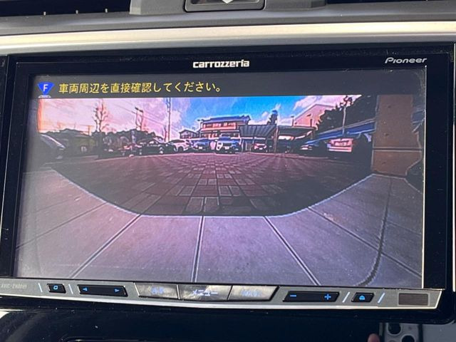 �y�t�����g�J�����z�h���C�o�[���猩�ɂ������p�������f���Ŋm�F�ł���O���J�����𑕒��B���ʂ��������Ȃ��ꏊ��Z��W�n�Ȃǂ��^�]���邱�Ƃ������l�ɂ������߂̈��S�����ł��B