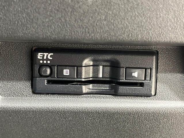 【ETC】高速道路の料金所をストレスなく通過!話題のスポットやサービスエリアに多い「スマートIC」利用時は必須のアイテムです。当店でセットアップを実施、ご納車当日からすぐにご利用いただけます!