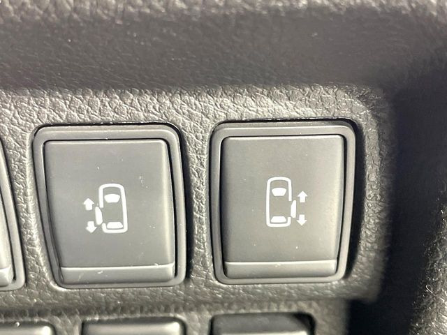 �y�����p���[�X���C�h�h�A�z�X�}�[�g�L�[��^�]�Ȃ̃X�C�b�`�Ō�ȗ����X���C�h�h�A�̊J���\���d��������͂����ăh�A���J����K�v�������A�����Ȃ��q�l�ł��ȒP�ɊJ���߂ł����K�ł���