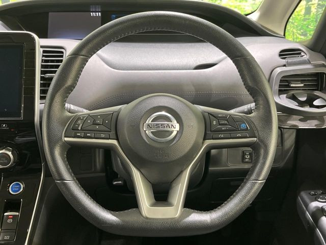 �y�����v�����X�e�A�����O�z�㎿�Ȋv���g�p���邱�ƂŁA��ɂ����������݂ƂĂ��^�]���₷���n���h���ł���