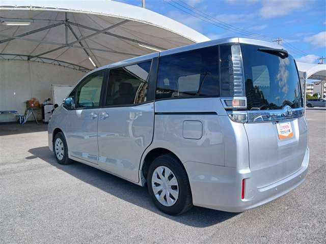 ヴォクシー2.0 X