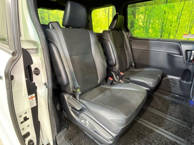 ���ڒ����̓E�H�[�N�X���[�ƂȂ��Ă���܂��B���ڂƎO��ڂ̈ړ�����~�肪�Ƃ��Ă��y�ɂȂ�̂ŁA���~��̍ۂ��X�g���X�������邱�Ƃ͂���܂����