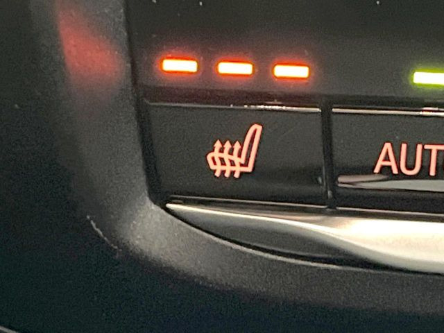 ���S�ȃV�[�g�q�[�^�[:���������ӂ�郌�U�[�V�[�g�ɁA�O�ȁE��ȂɃV�[�g�q�[�^�[�𓋍ڂ��Ă���܂��B