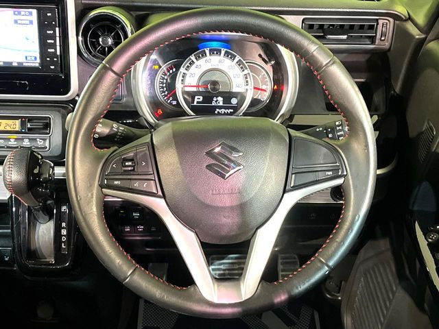 �y�����v�����X�e�A�����O�z�㎿�Ȋv���g�p���邱�ƂŁA��ɂ����������݂ƂĂ��^�]���₷���n���h���ł���