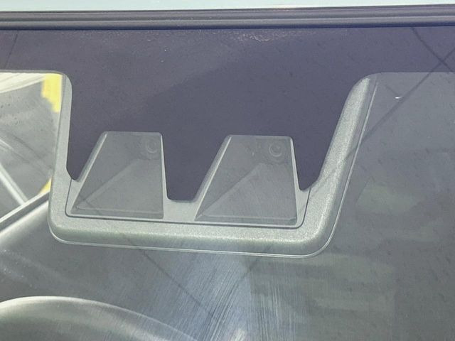 �y�X�}�[�g�A�V�X�g�z���s���ɑO���̎ԗ�����F�����A�Փ˂������Ȏ��͌x��ƃu���[�L�ŏՓˉ���Ɣ�Q�y�����A�V�X�g�B�����S�Ƀh���C�u�����y���݂��������܂��B