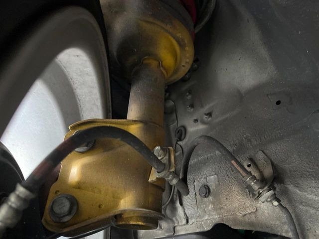 �y�r���V���^�C�����_���p�[�z�������s���̎ԗ����萫�����コ���Ă����l�C�̑����B�X���̏��S�n���]���ɂ����A�X�|�[�e�B�ȑ��s�����y���݂��������܂���