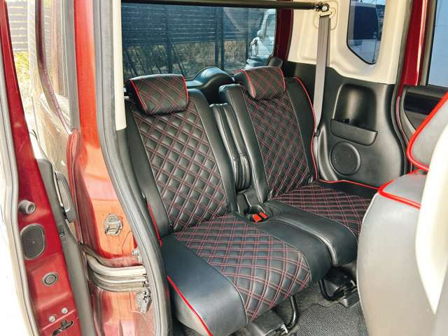 ���Ђł͌��I�������Ԃ𖈌���ʂɎd������s�Ȃ��A�����߂₷�����i�ł��񋟂��Ă���܂���