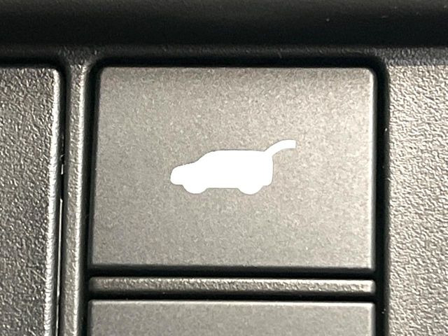 �y�p���[�o�b�N�h�A�z�X�}�[�g�L�[��^�]�Ȃ̃{�^�������������Ń��A�Q�[�g�������ŊJ���܂�!�ו��������Ă��鎞��A�����ʒu�ɂ���o�b�N�h�A��߂�ۂɕ֗��ȋ@�\�ł���