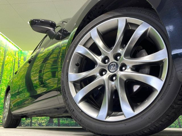 �y�O���[�h��p����19�C���`�A���~�z�C�[���z�f�U�C�����̍��������A���~�z�C�[���𑕒����Ă���܂��B�e��ЊO�A���~�z�C�[����A�X�^�b�h���X�^�C�����戵�����Ă���܂��B���񂲑��k����������