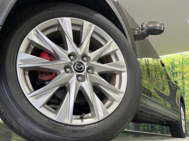 �y����19�C���`�A���~�z�C�[���z�O�ςɃ}�b�`���������A���~�z�C�[���𑕒����Ă���܂��B�e��ЊO�A���~�z�C�[����A�X�^�b�h���X�^�C�����戵�����Ă���܂��B���񂲑��k����������