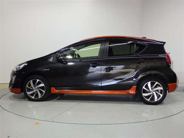 アクア1.5 X-URBAN