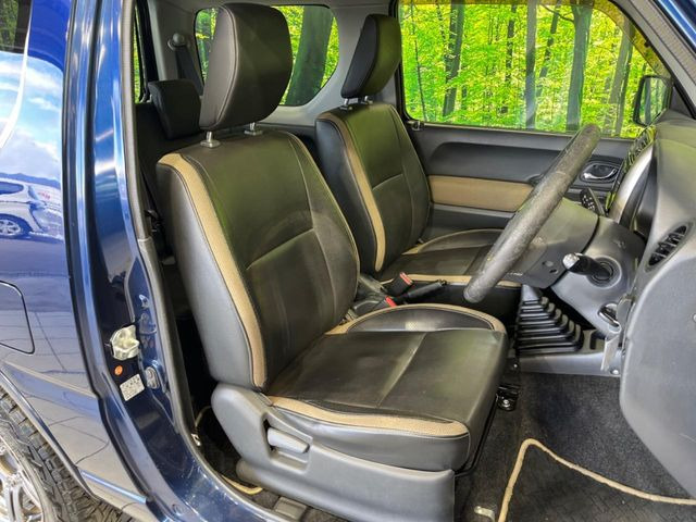 �y���烌�U�[�V�[�g�z����̂ӂ���肪�e�ՂŃ����e�i���X�����ȒP�ȁA�@�\���ɗD��鍇����v���̗p�����㎿�ȃV�[�g�ł��B����S�n���悭�A���������ӂ��S�n�ǂ��ԓ���Ԃ����o���Ă���܂��B