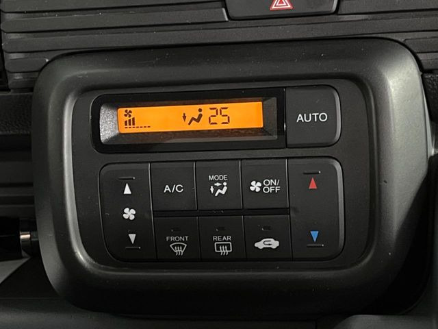 �y�I�[�g�G�A�R���z��x���D�݂̉��x�ɐݒ肷��΁A�ԓ��̉��x�����m�����ʂ≷�x�������Œ����B����&hellip;����&hellip;�Ɖ��x���X�C�b�`���������K�v�͂���܂���B���K�Ȏԓ���Ԃɂ͕K�{�̋@�\�ł��ˁ�