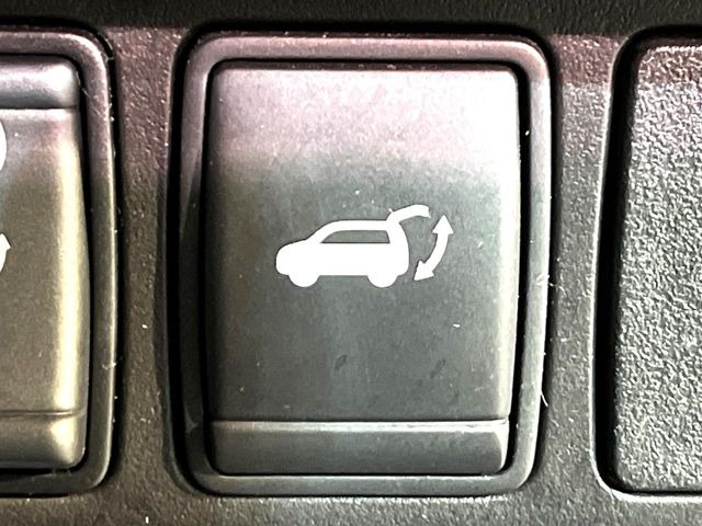 �y�p���[�o�b�N�h�A�z�X�}�[�g�L�[��^�]�Ȃ̃{�^�������������Ń��A�Q�[�g�������ŊJ���܂�!�ו��������Ă��鎞��A�����ʒu�ɂ���o�b�N�h�A��߂�ۂɕ֗��ȋ@�\�ł���