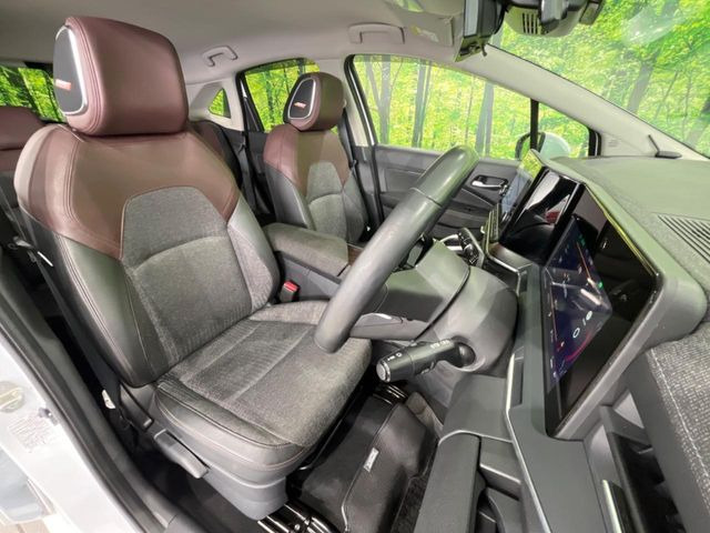 �y�n�[�t���U�[�V�[�g�z�������ƍ���S�n�𗼗������l�C�̃V�[�g���w�ʁE���ʂ̃t�@�u���b�N�f�ނ́A�ʋC���̗ǂ��⊊��ɂ����ɗD��Ă��܂��B�C���╞���ɍ��E���ꂸ���K�ɂ���肢�������܂��B