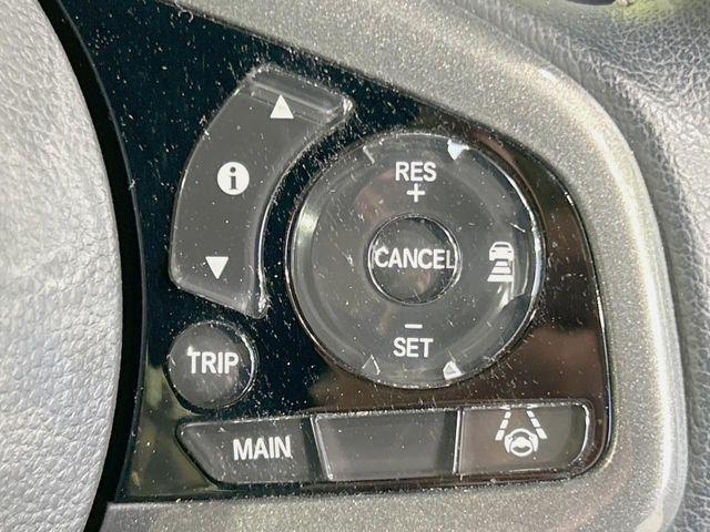 �y�A�_�v�e�B�u�N���[�Y�R���g���[���z�������H�ł̒��������s���y��!!�����ő��x��ۂN���[�Y�R���g���[�����A�Փˌy���V�X�e���ƘA�g���A�O���̎ԗ������m���ĎԊԂ�ۂ悤�ɑ��x���߂��Ă���܂�!!