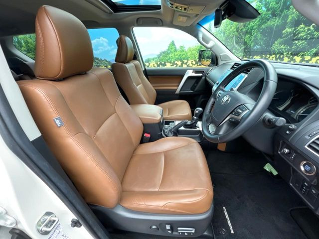 �^�]�ȃV�[�g���͎g�p�������Ȃ��A�ǍD�ȏ�ԂƂȂ��Ă��܂��B���J�Ɏg���Ă������Ƃ��悭�킩��܂��ˁB