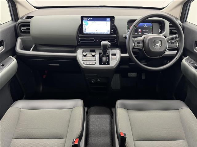 フリード1.5 e:HEV クロスター