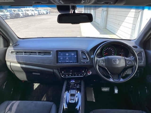 ヴェゼル1.5 ハイブリッド RS ホンダセンシング