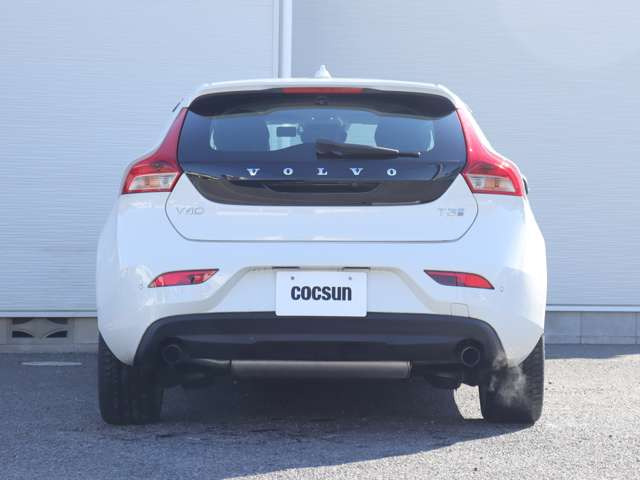 ���s�^�G���W���ɂ̓{���{�̔F�؂��擾����MOTUL�̍����I�C��SPECIFIC RBS0-2AE(0W-20)���g�p���܂��B