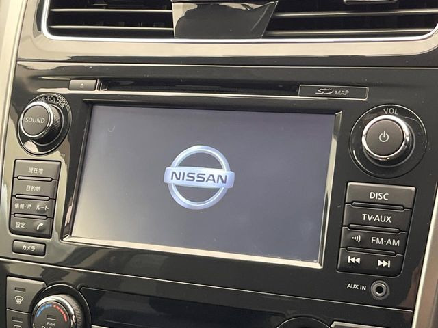 �y���[�J�[�����i�r�z�C���e���A�ɗn�����ރX�^�C���b�V���ȁu��p�݌v�v���[�J�[�i�r�𑕔��􎋔F���⑀�쐫�ȂǊ�{���\�ɂ��D��A���㎿�ȃJ�[���C�t�����y���݂��������܂��B