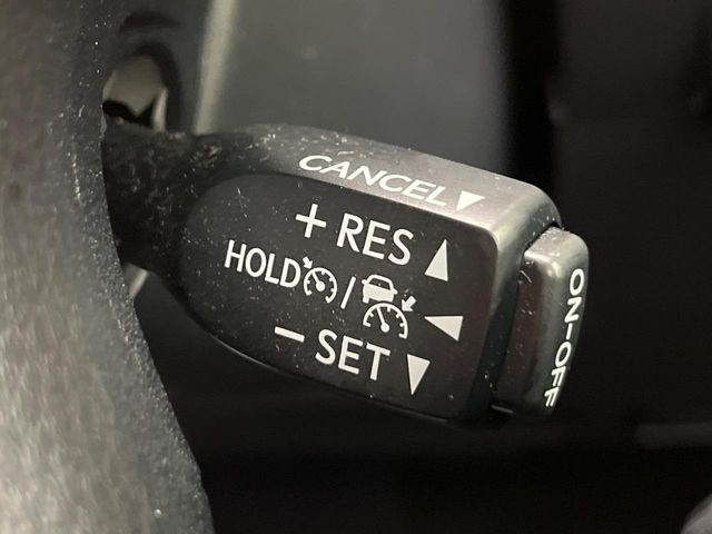 �y���[�_�[�N���[�Y�R���g���[���z�������H�ł̒��������s���y��!!�����ő��x��ۂN���[�Y�R���g���[�����A�Փˌy���V�X�e���ƘA�g���A�O���̎ԗ������m���ĎԊԂ�ۂ悤�ɑ��x���߂��Ă���܂�!!